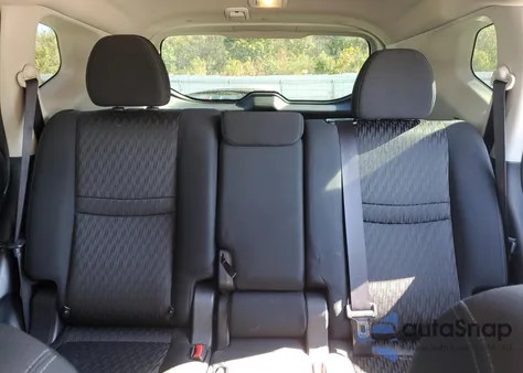 2017 Nissan Rogue S z USA, uszkodzony, nr VIN KNMAT2MT8HP507291